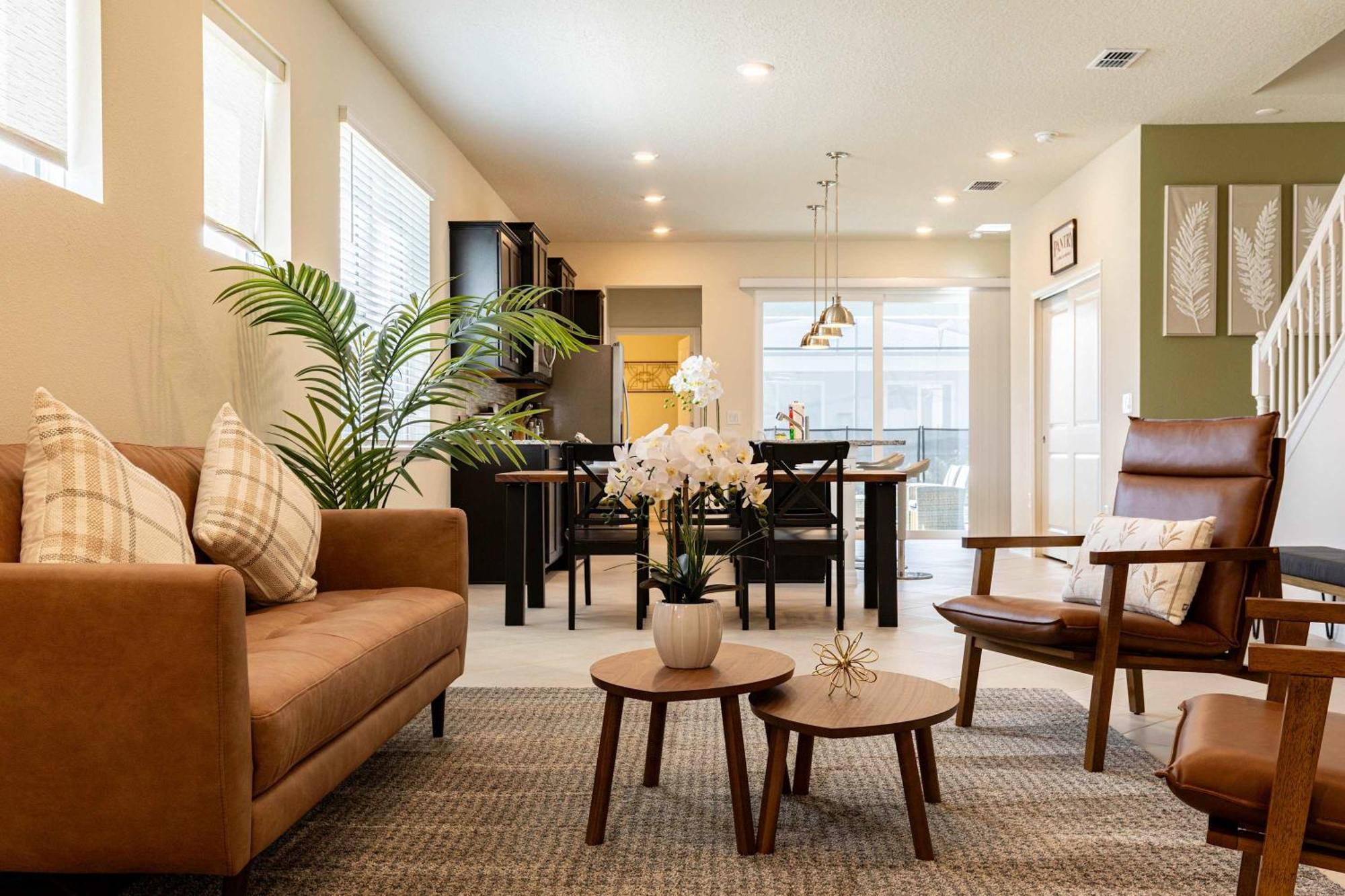 Family Friendly 5br Pool Patio & For 10 *