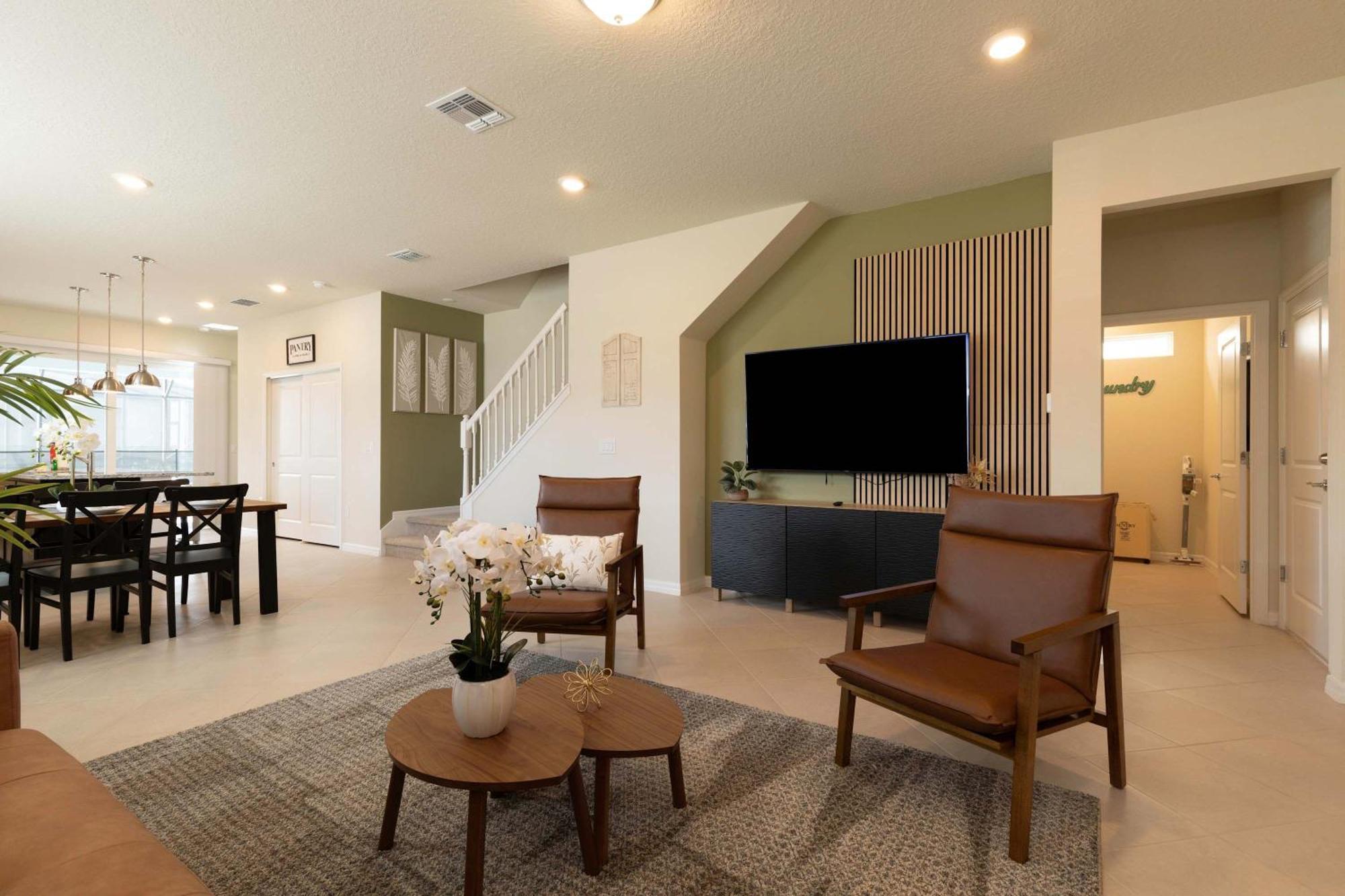 Family Friendly 5br Pool Patio & For 10 Holiday home Orlando