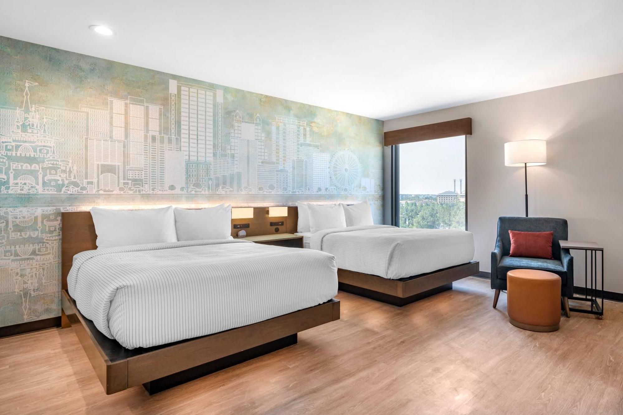 Cambria Near Universal Theme Parks 4*