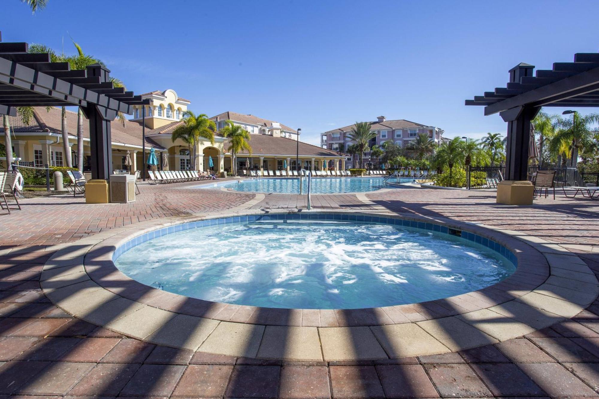 - Vista Cay 19 * Orlando