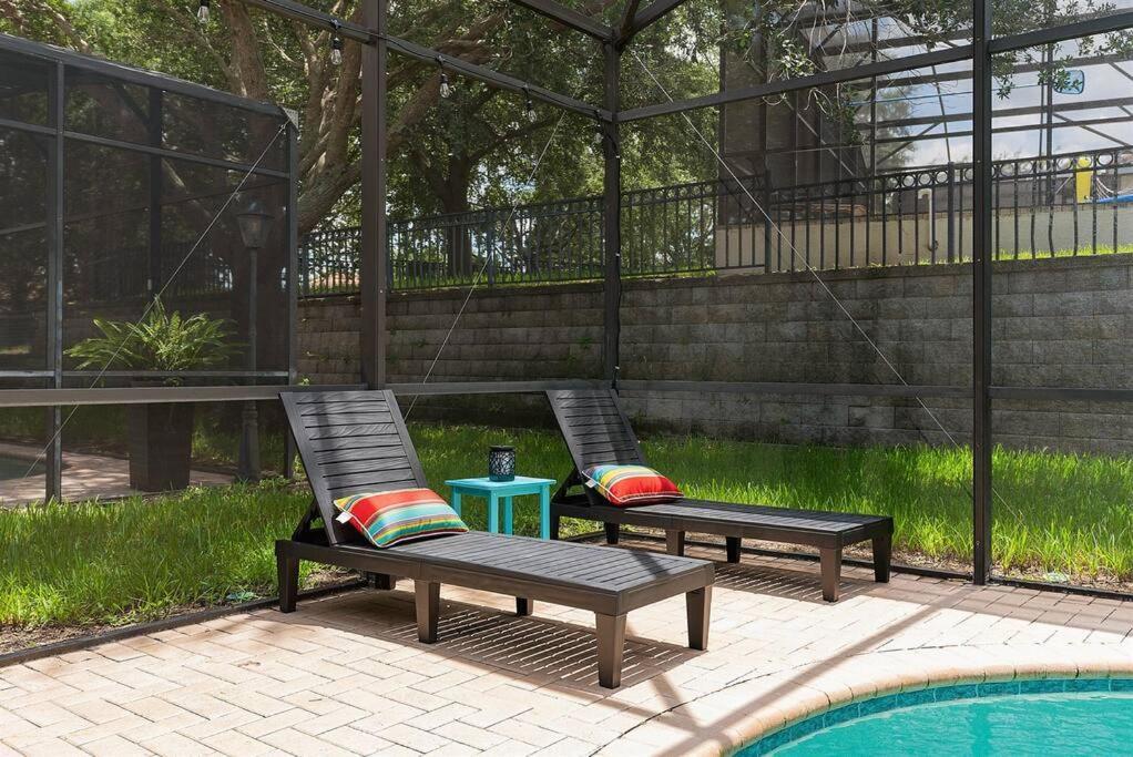 Holiday home Free Arcade! Themed! South Facing Pool!