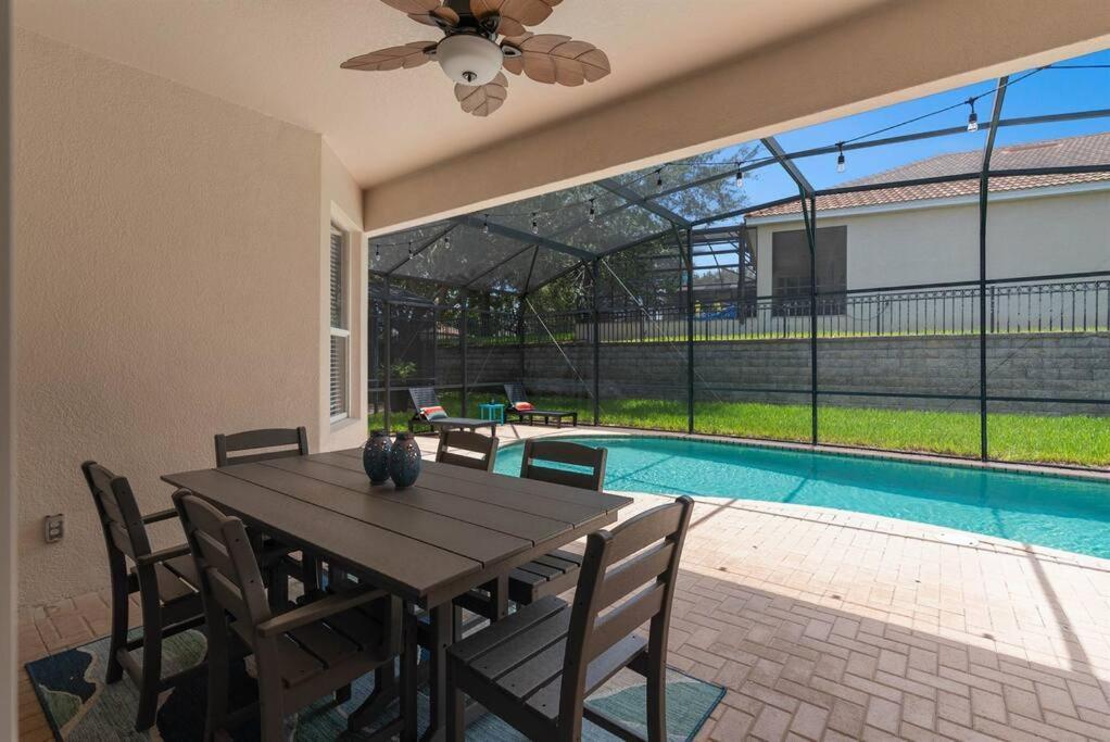 Free Arcade! Themed! South Facing Pool! Holiday home Orlando