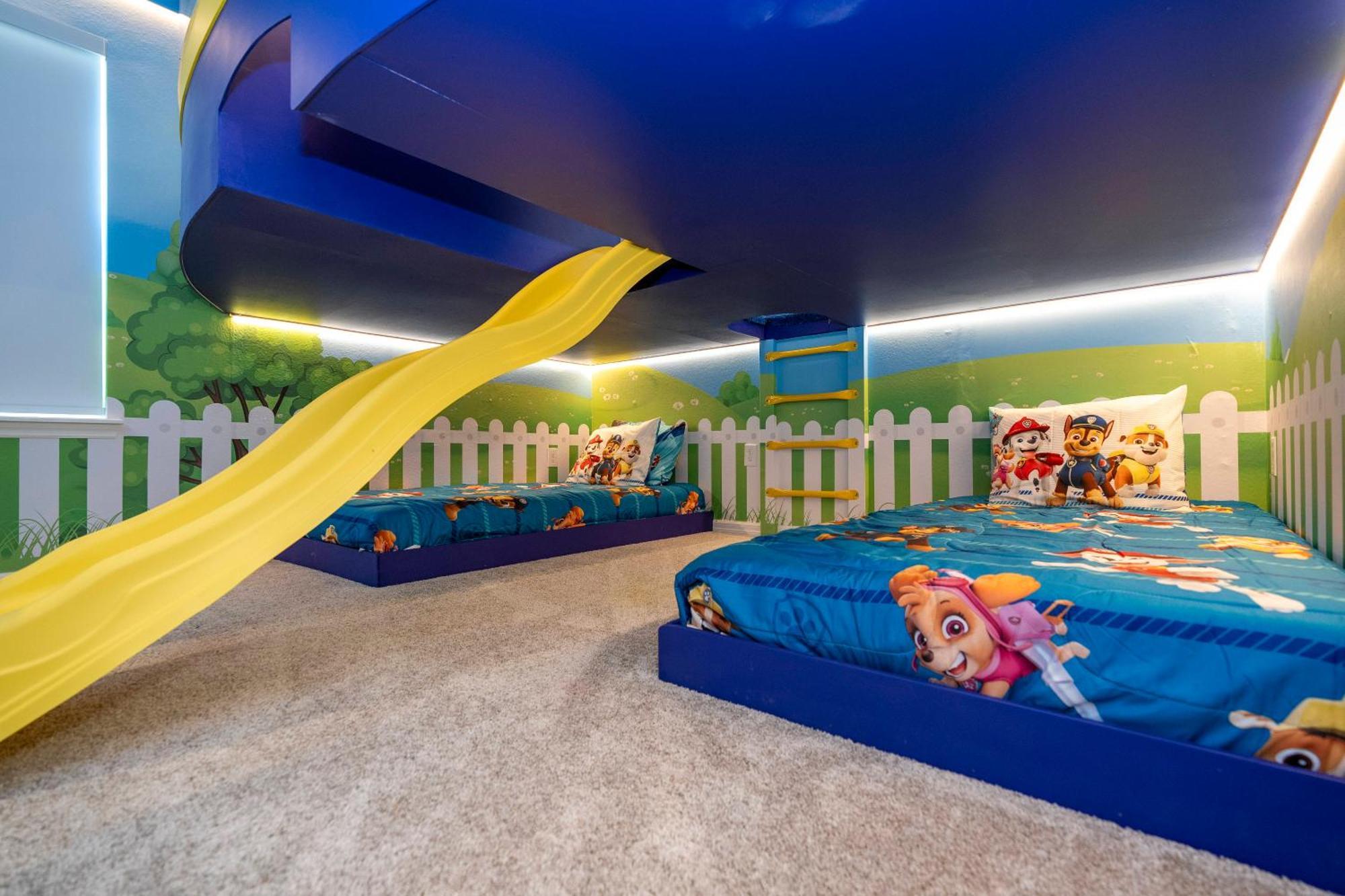 Super Mario 10bed W Free Access 16295 Holiday home *