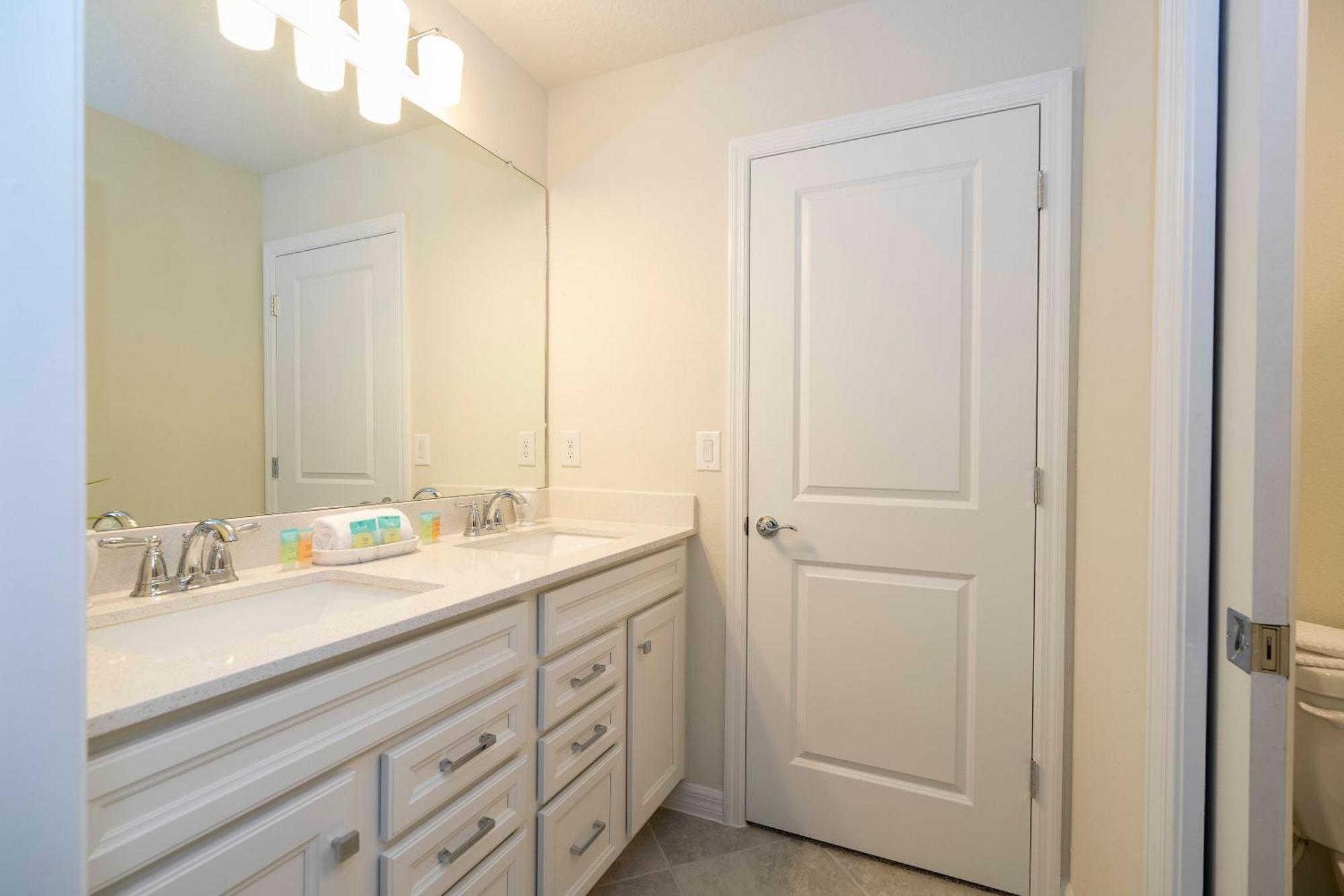 Super Mario 10bed W Free Access 16295 Orlando