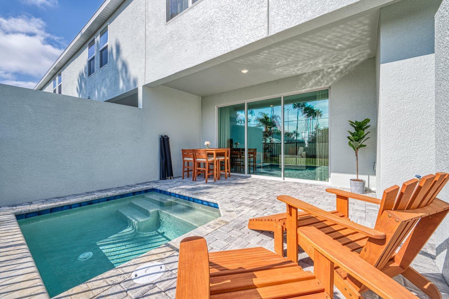Dream Getaway Private Pool Themed Bedrooms. Book Now Fvr 63 Holiday home