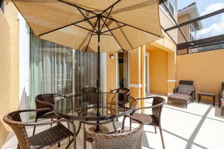 Corvette Getaway - 2 Beds - Jacuzzi - Forest View Holiday home