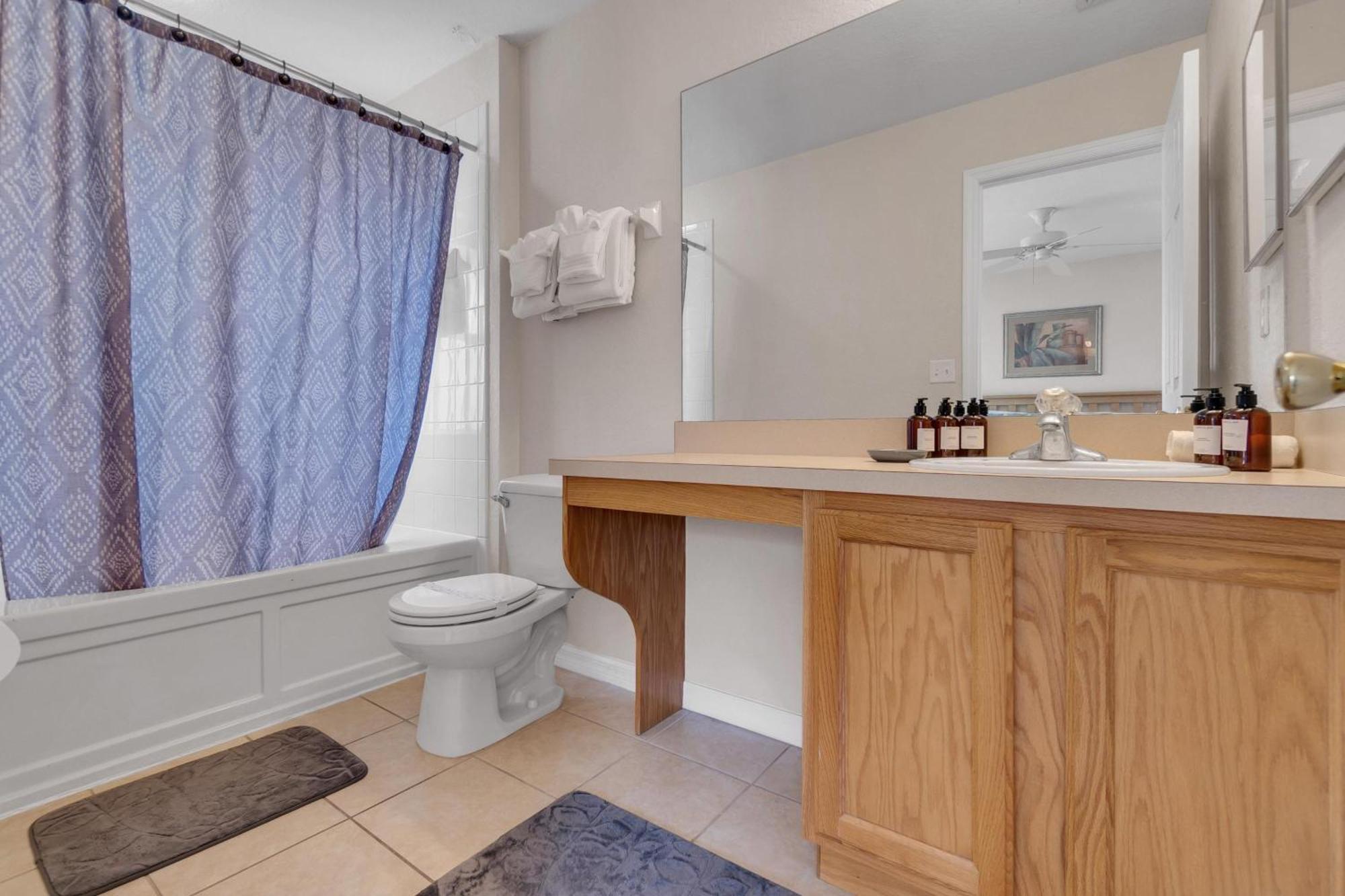 Ro2707bd - 4bedrms - Regal Oaks Apartment *