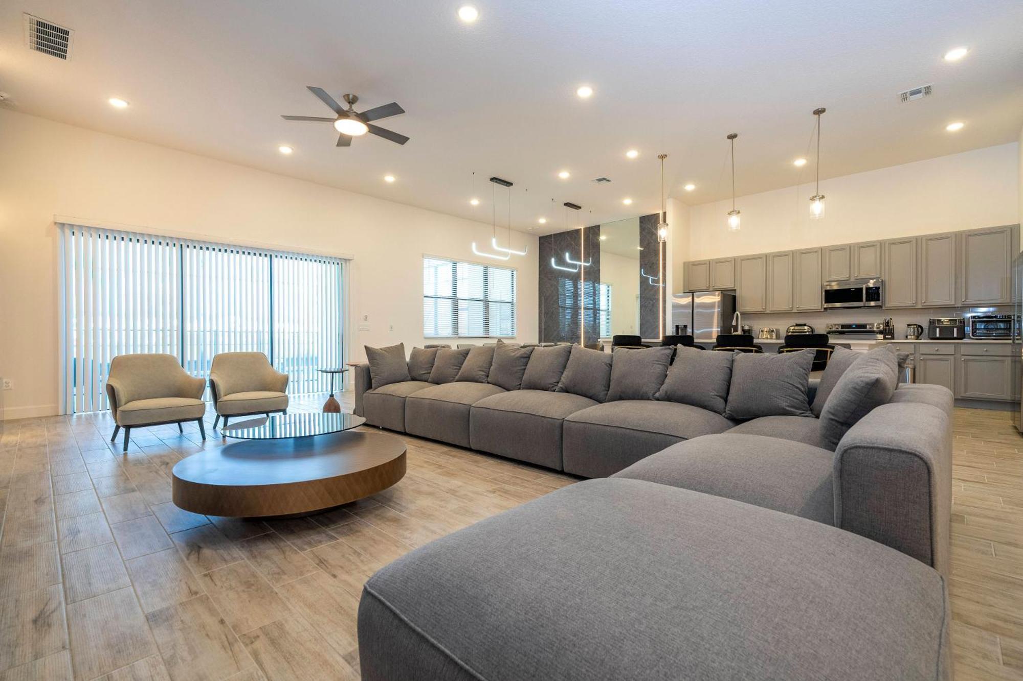 Brand New 15bed Wprivate Pool 5824