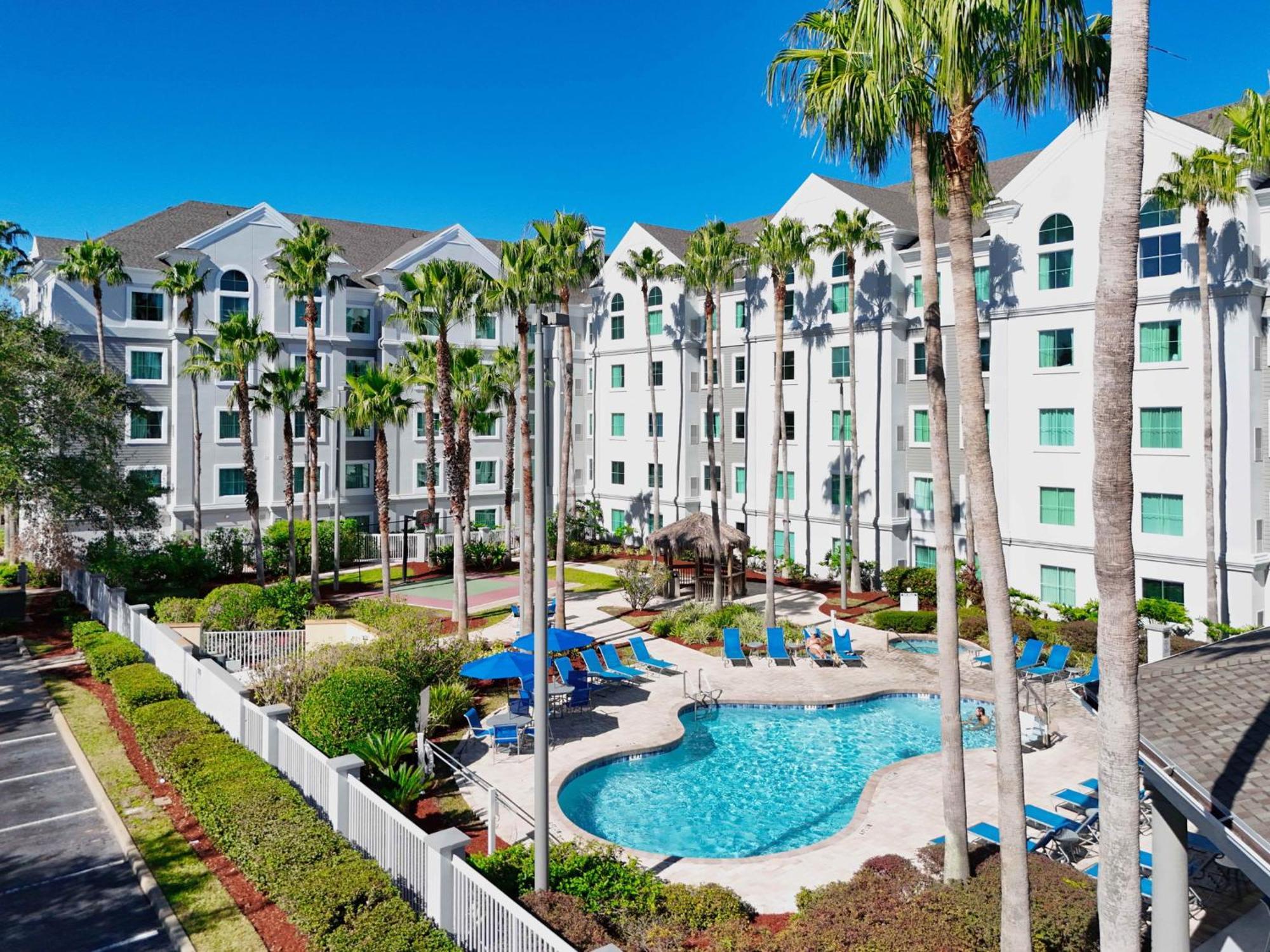 Shuttle King Bed Free Park Apartment *
