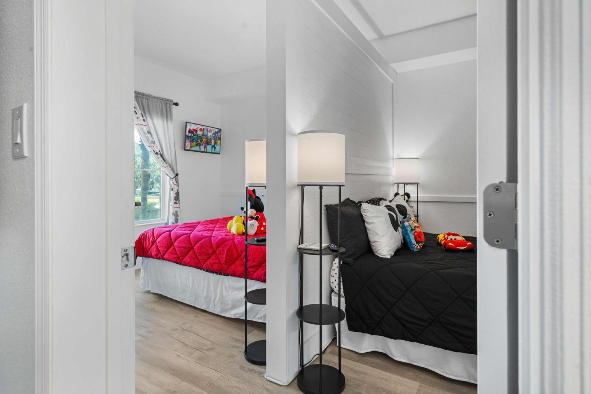 Free Shuttle 3 Queen Beds Apartment *