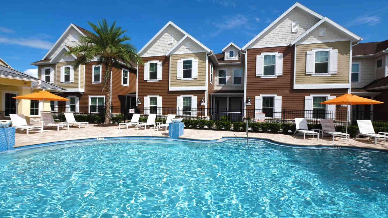 Chic 4 Bedroom At Summerville Minutes From *