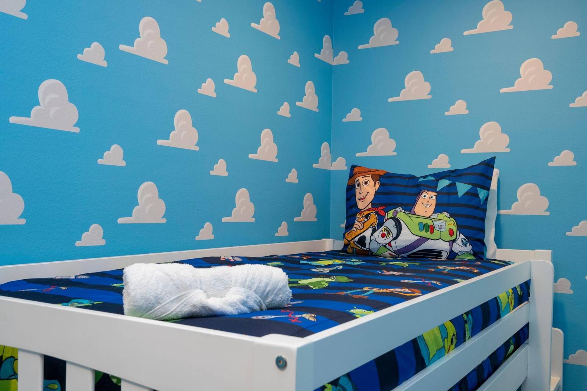 Holiday home Modern Chic Mickey And Toy Story