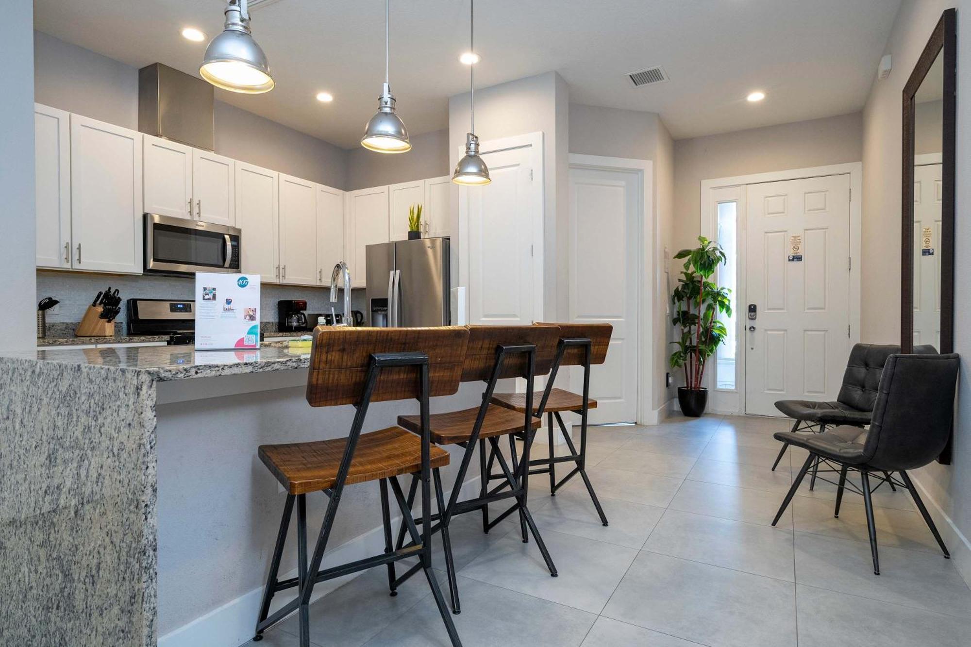Modern Chic Mickey And Toy Story Holiday home *