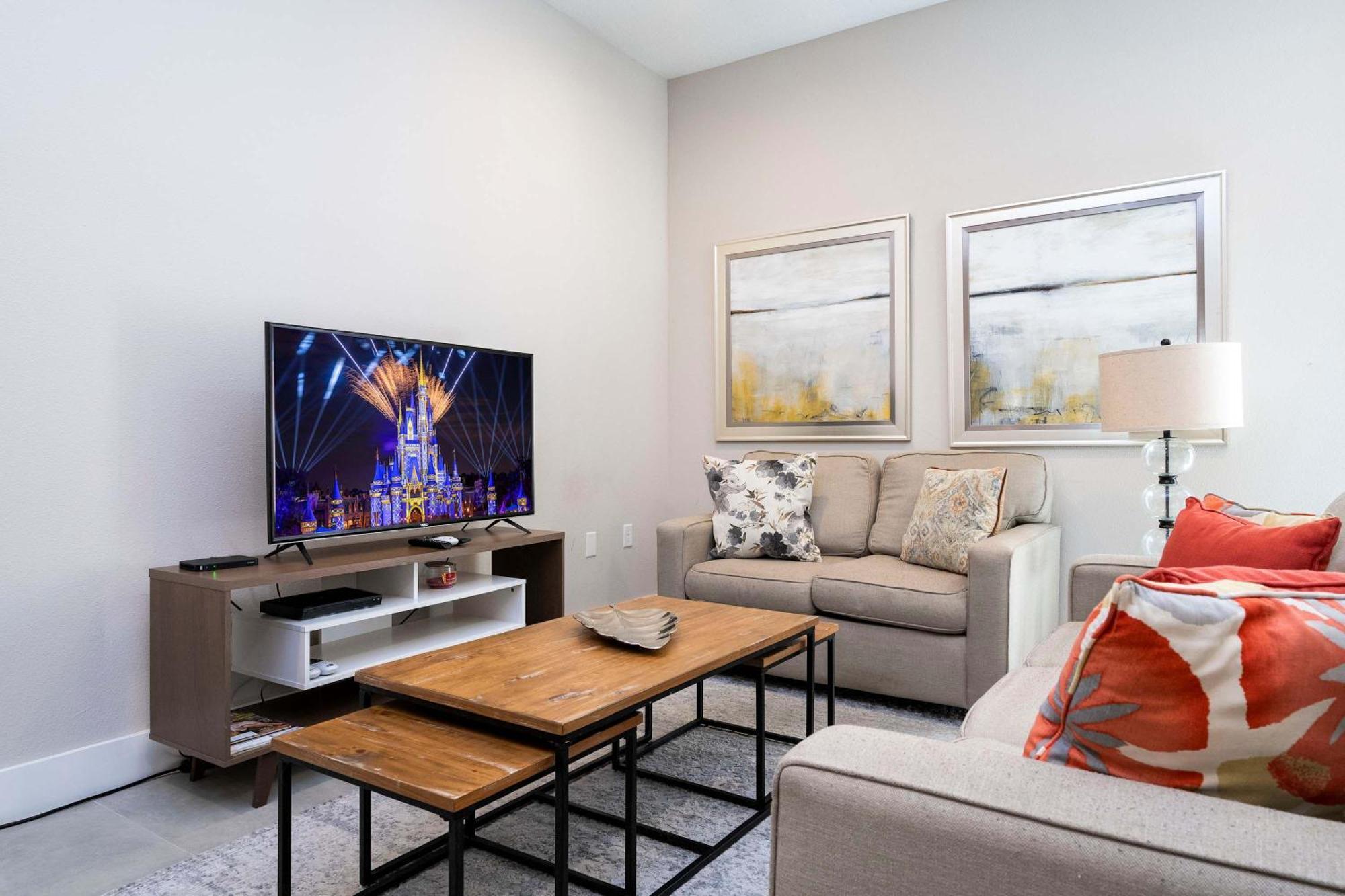 Holiday home Modern Chic Mickey And Toy Story