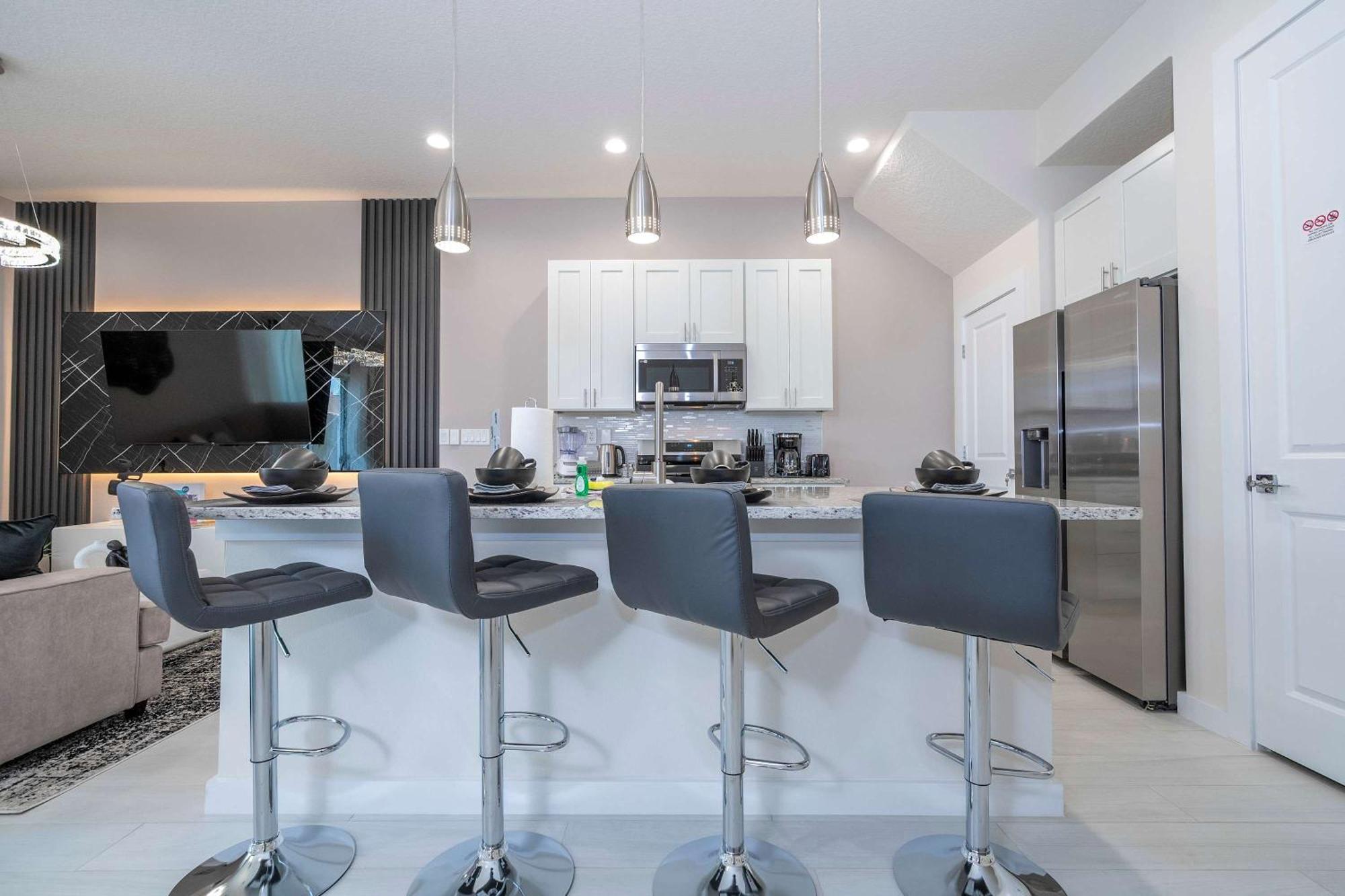 Luxury 3br With Mario Bros Near