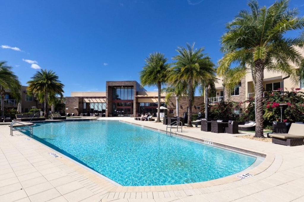 3 Bedroom- 3,5 Bathroom Magic Village 7669 Rd