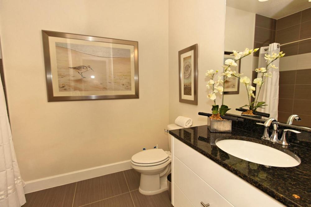 Serenity Townhome: Disney-adjacent Retreat With Private Pool * Orlando