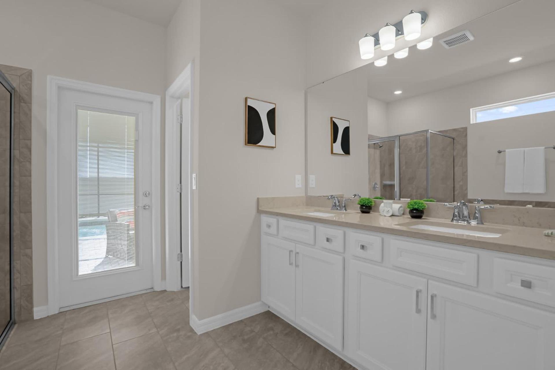 Upstay 20 Guest Capacity Mansion Near Holiday home Orlando