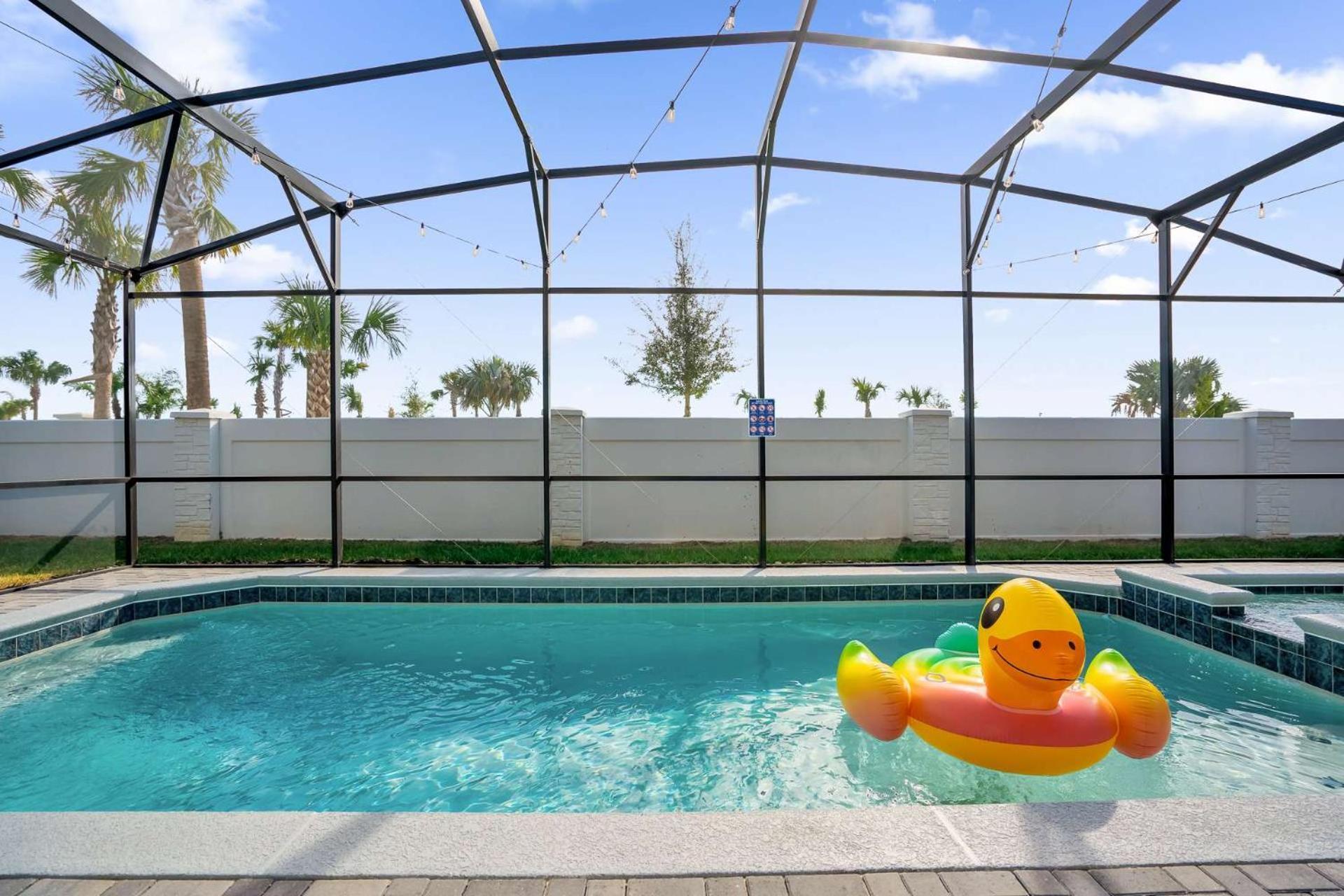 Upstay 20 Guest Capacity Mansion Near Orlando