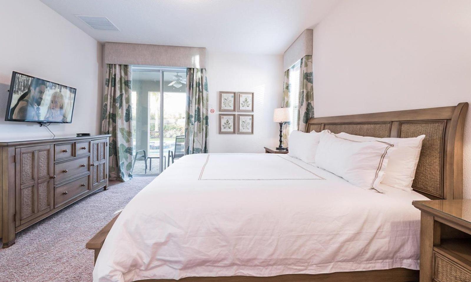 Holiday home Warm 6 Bdrm With Private Pool At Encore
