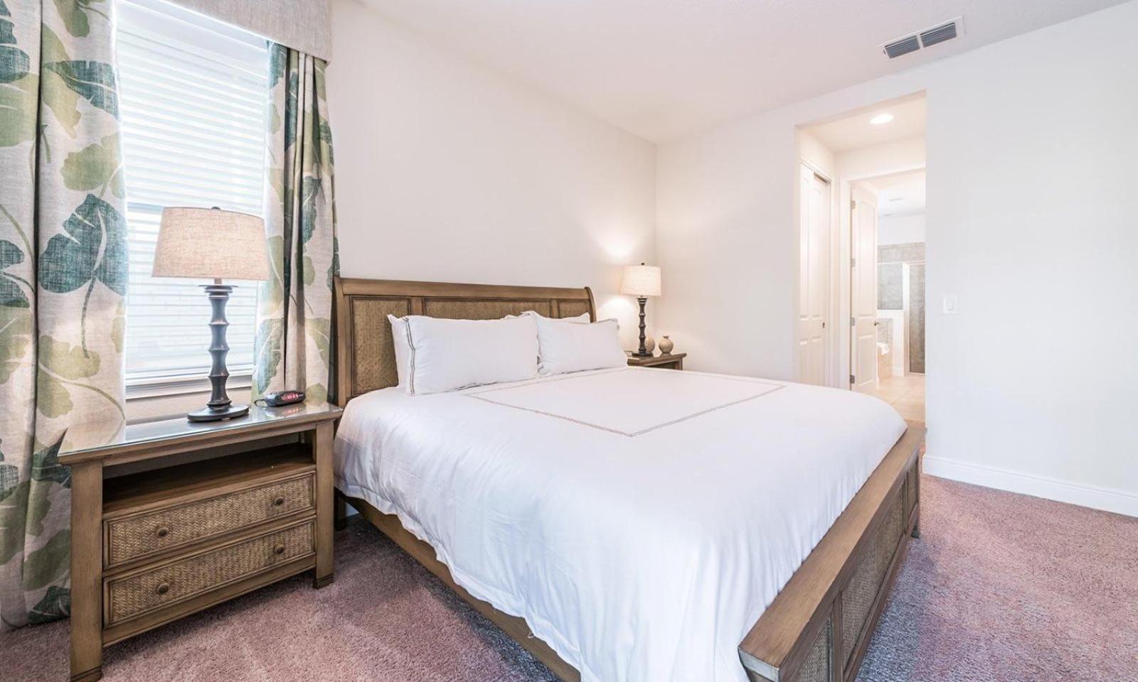 Warm 6 Bdrm With Private Pool At Encore Holiday home *