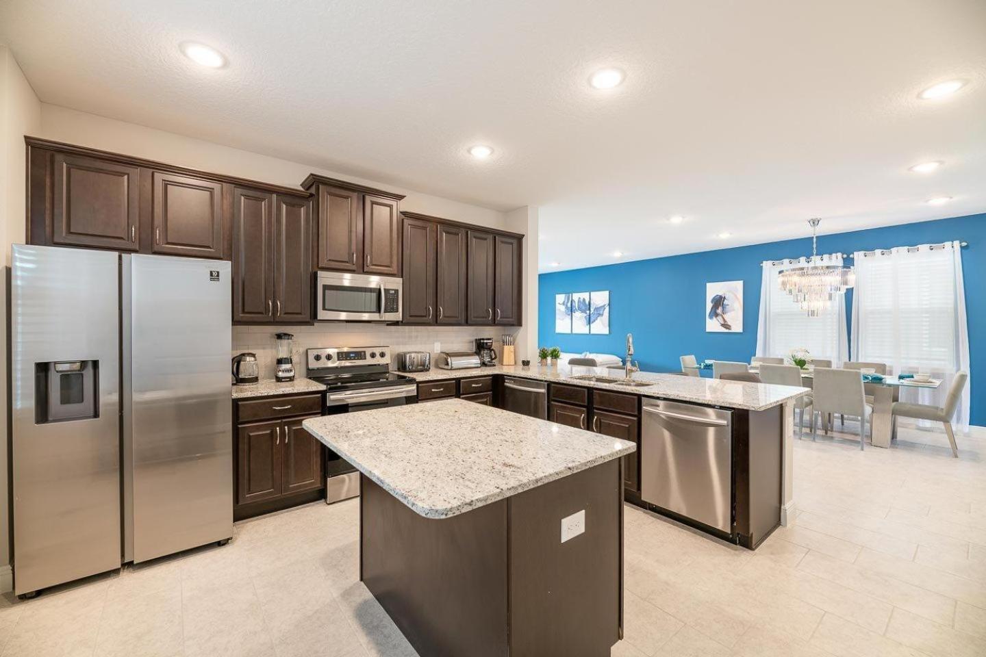 Ravishing 6 Bdrm With Games At Encore Holiday home *