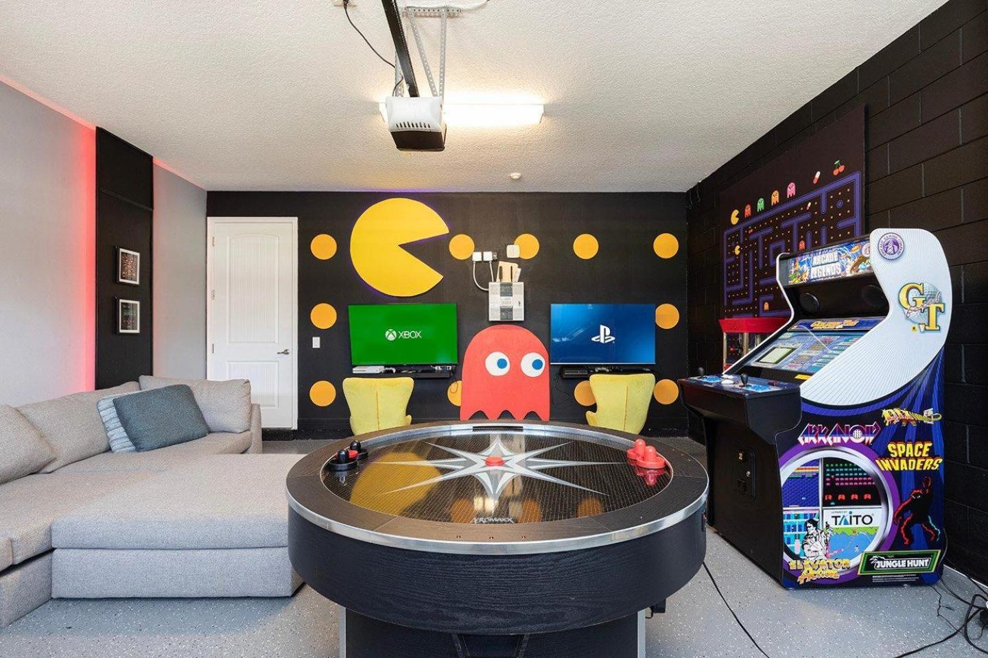 Homely 9 Bdrm With Games At Encore *