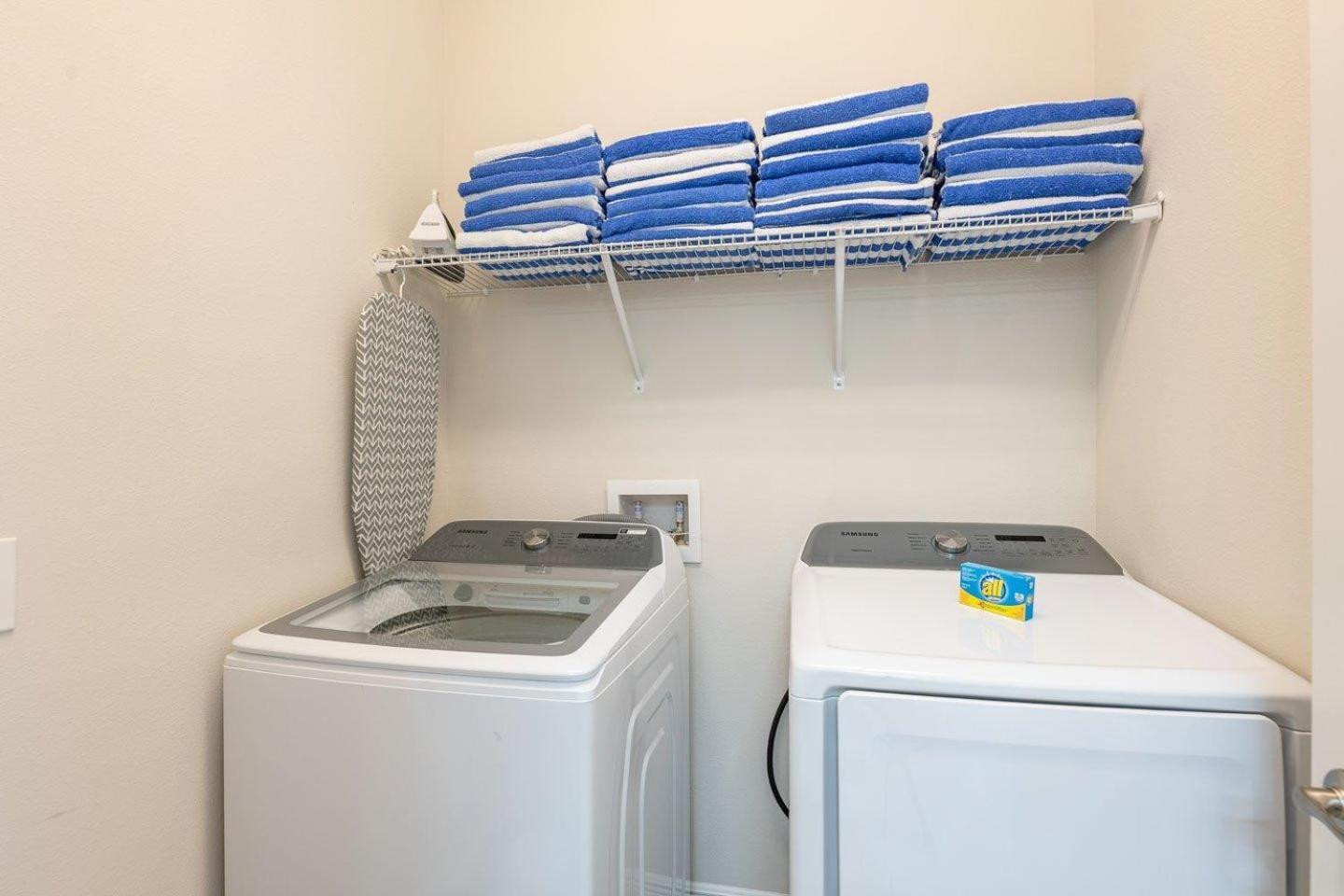 Grand 11 Bdrm With Games At Encore Holiday home Orlando