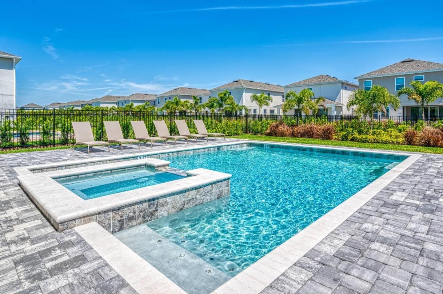 Holiday home Cheerful 7 Bdrm With Cinema At Encore Orlando