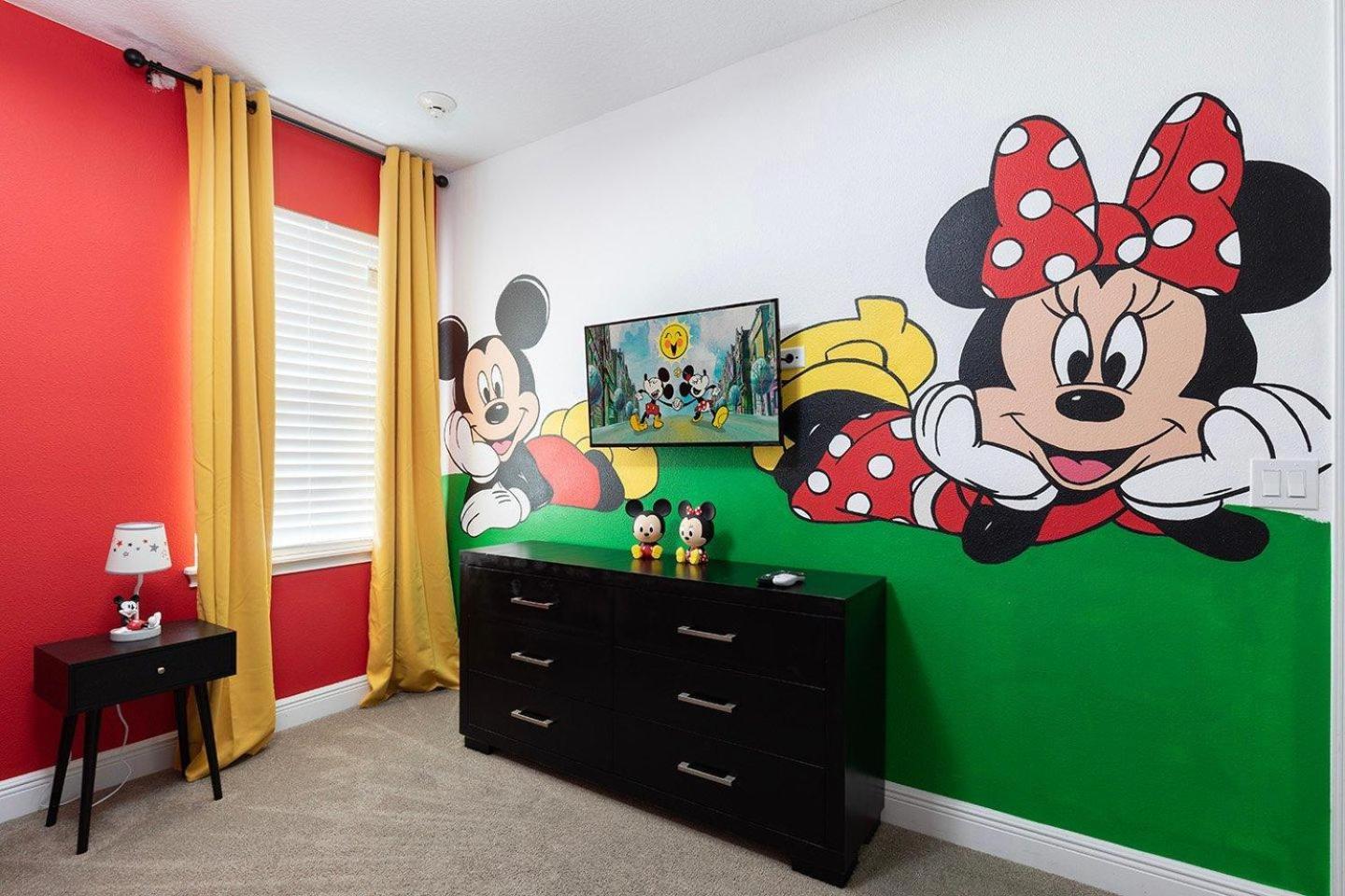 Sunny 8 Bdrm With Themed In Encore Holiday home *