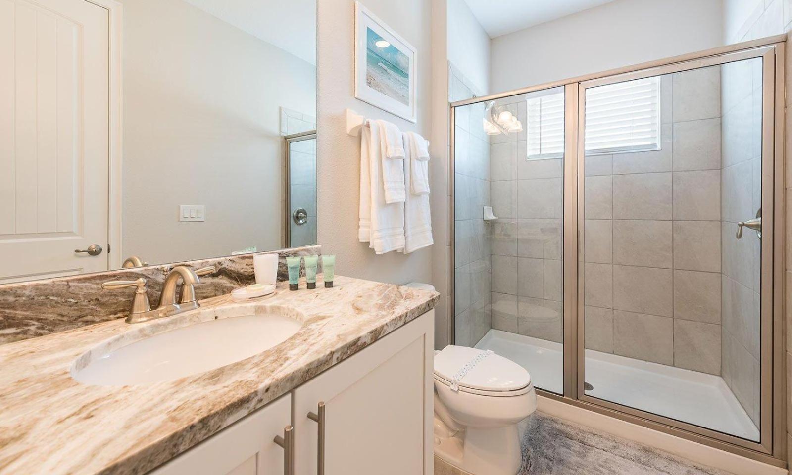 Airy 6 Bdrm House With Private Pool In Encore *