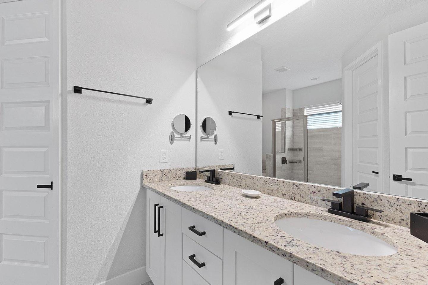Contemporary 6 Bdrm With Private In Encore Holiday home