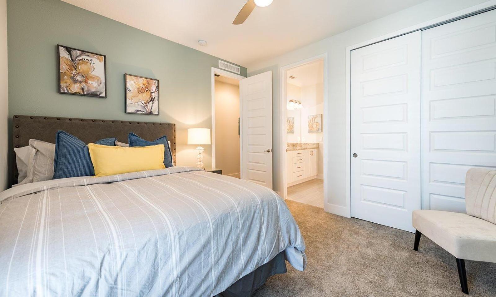 Breathtaking 8 Bdrm With Superhero Themed Bedroom At Encore Holiday home