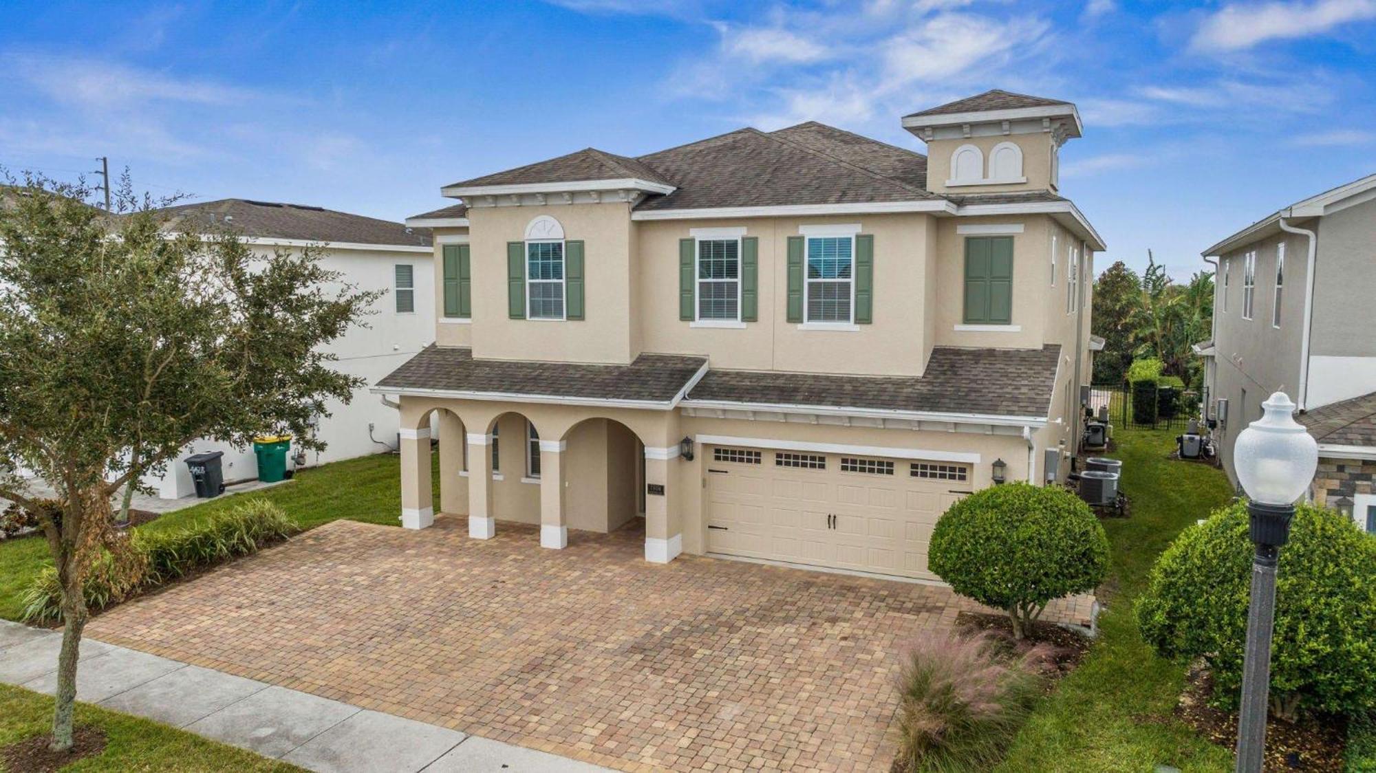 Radiant Classic 10 Bdrm With Games At Encore Holiday home