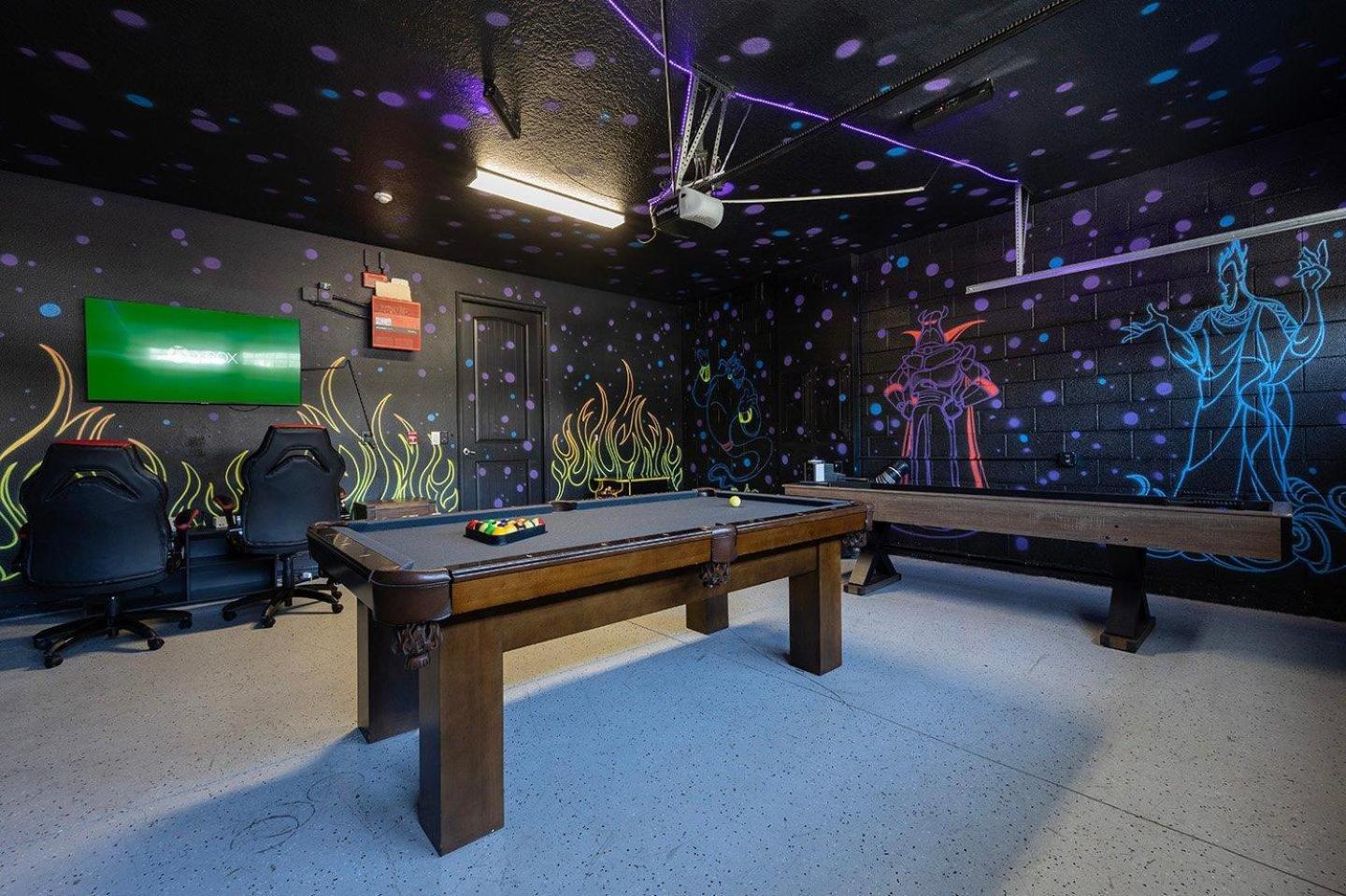 Holiday home Stylish 10 Bdrm With Galactic Themed In Encore *