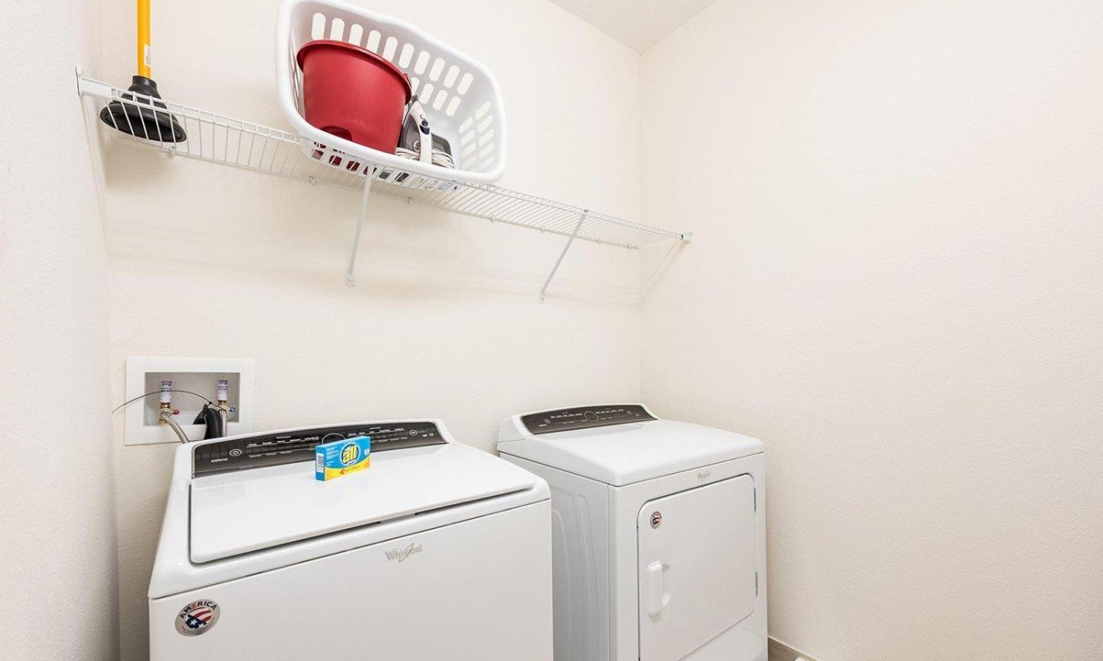 Cute 6 Bdrm With Pool Oasis In Encore