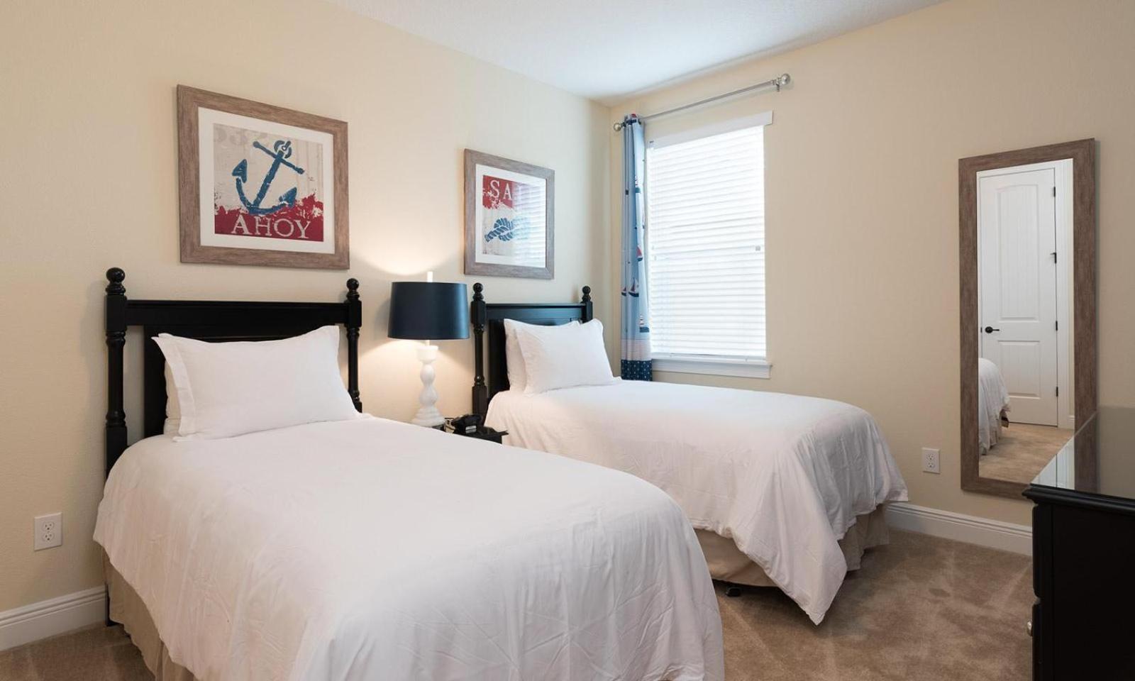 Charming 10 Bdrm With Open Living Area At Encore Holiday home *