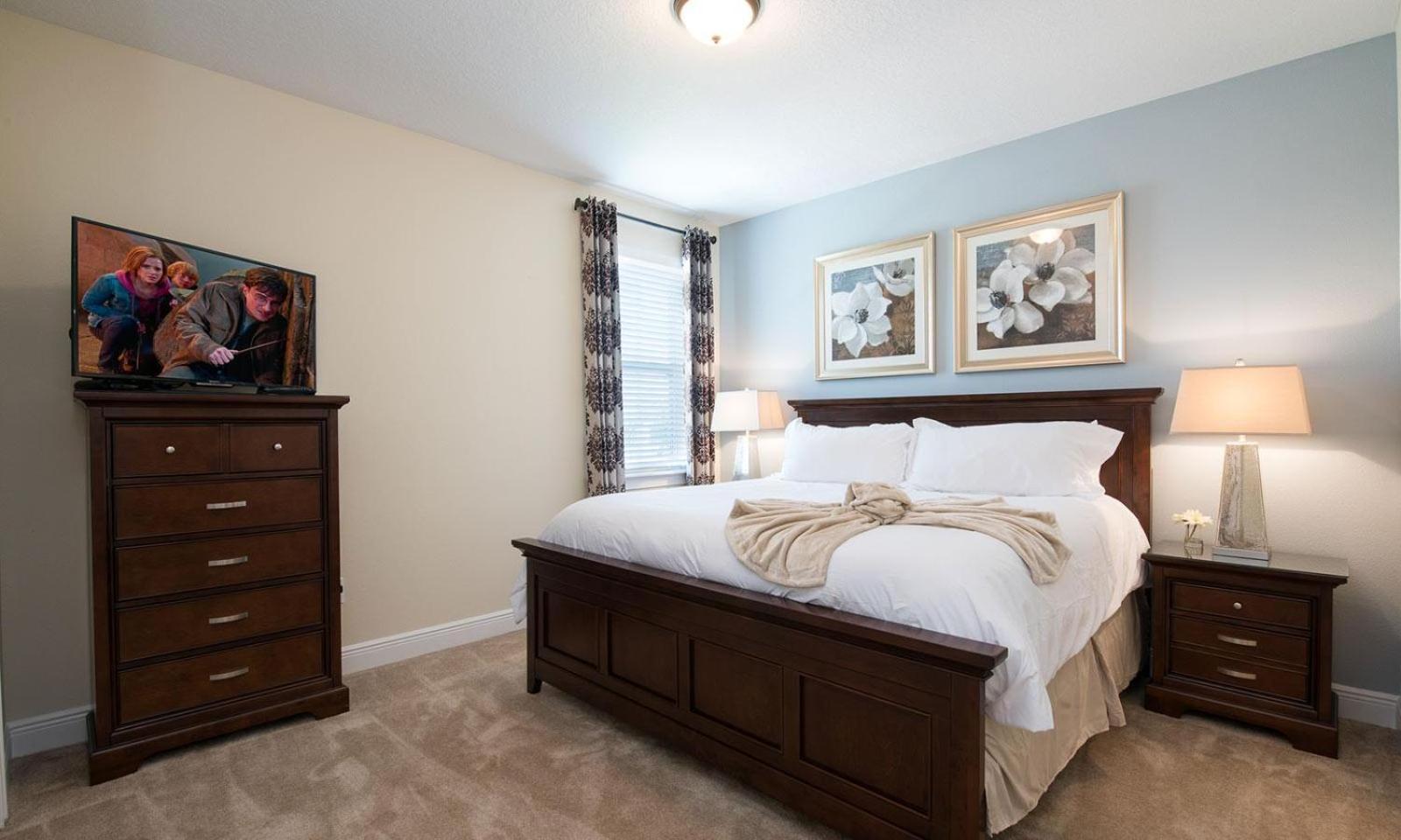 Holiday home Spacious Graceful 10 Bdrm House With Kitchen At Encore