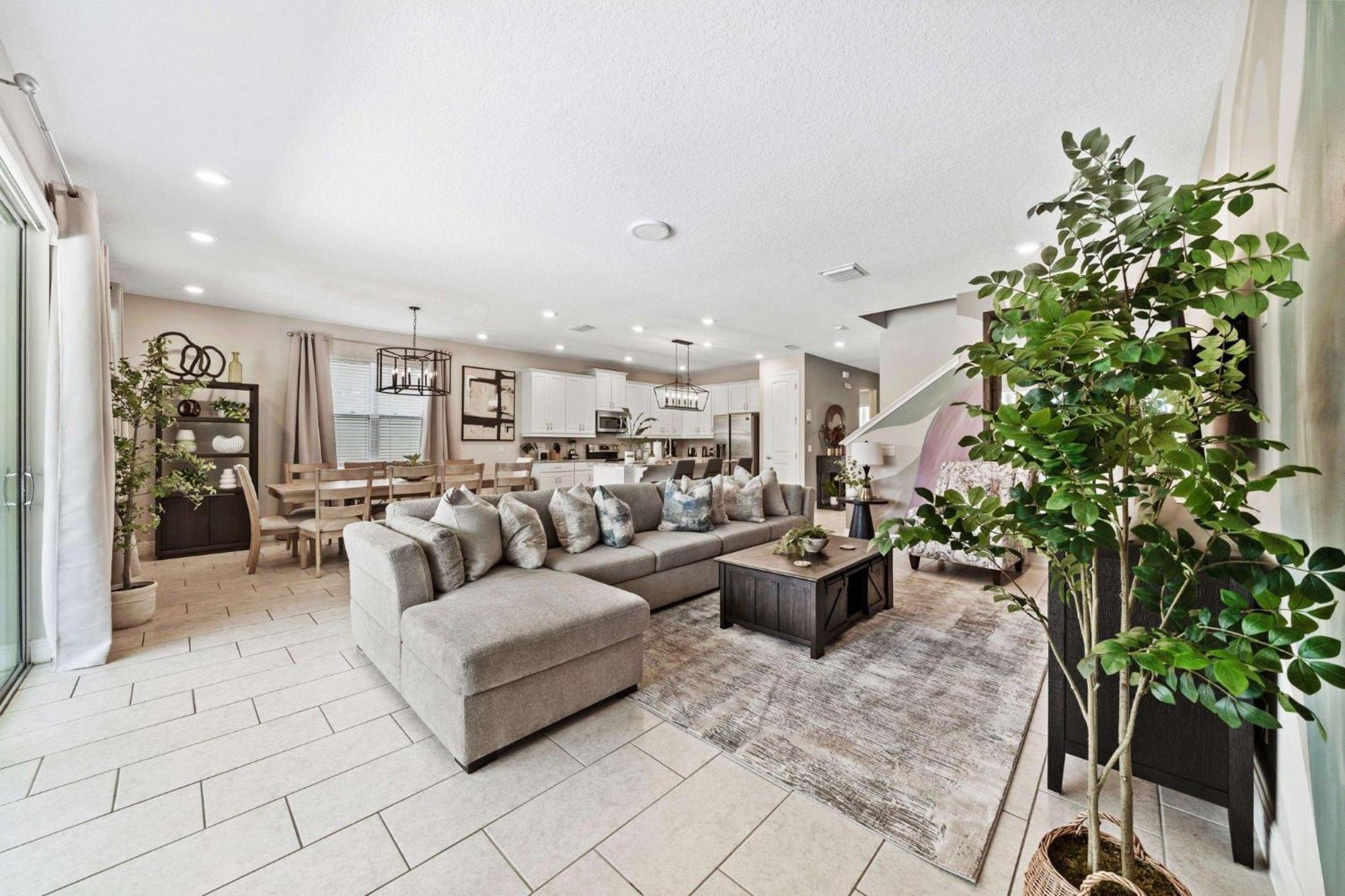 Astonishing 7 Bdrm W Theater At Encore *
