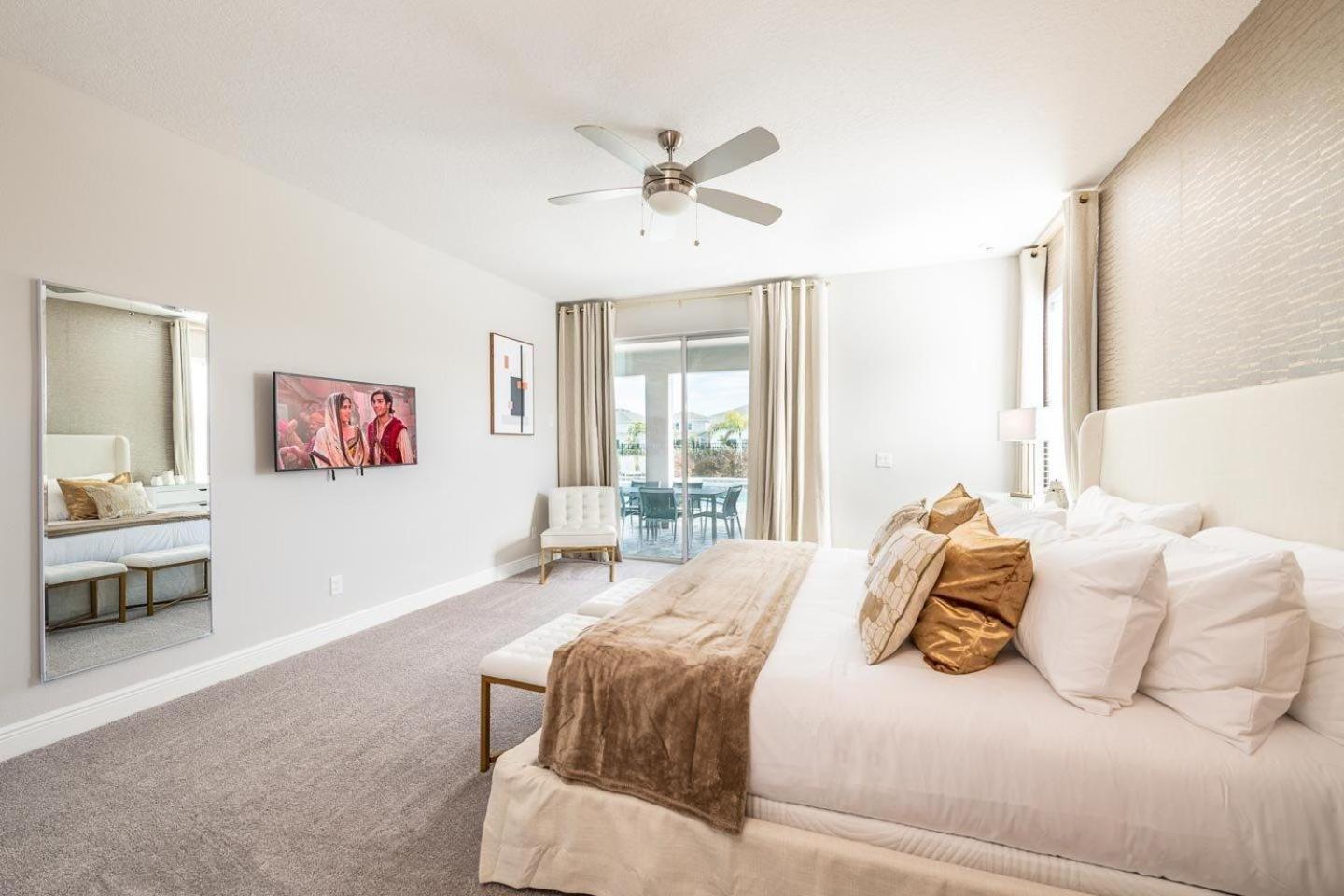 Holiday home Exquisite 9 Bdrm W Games At Encore
