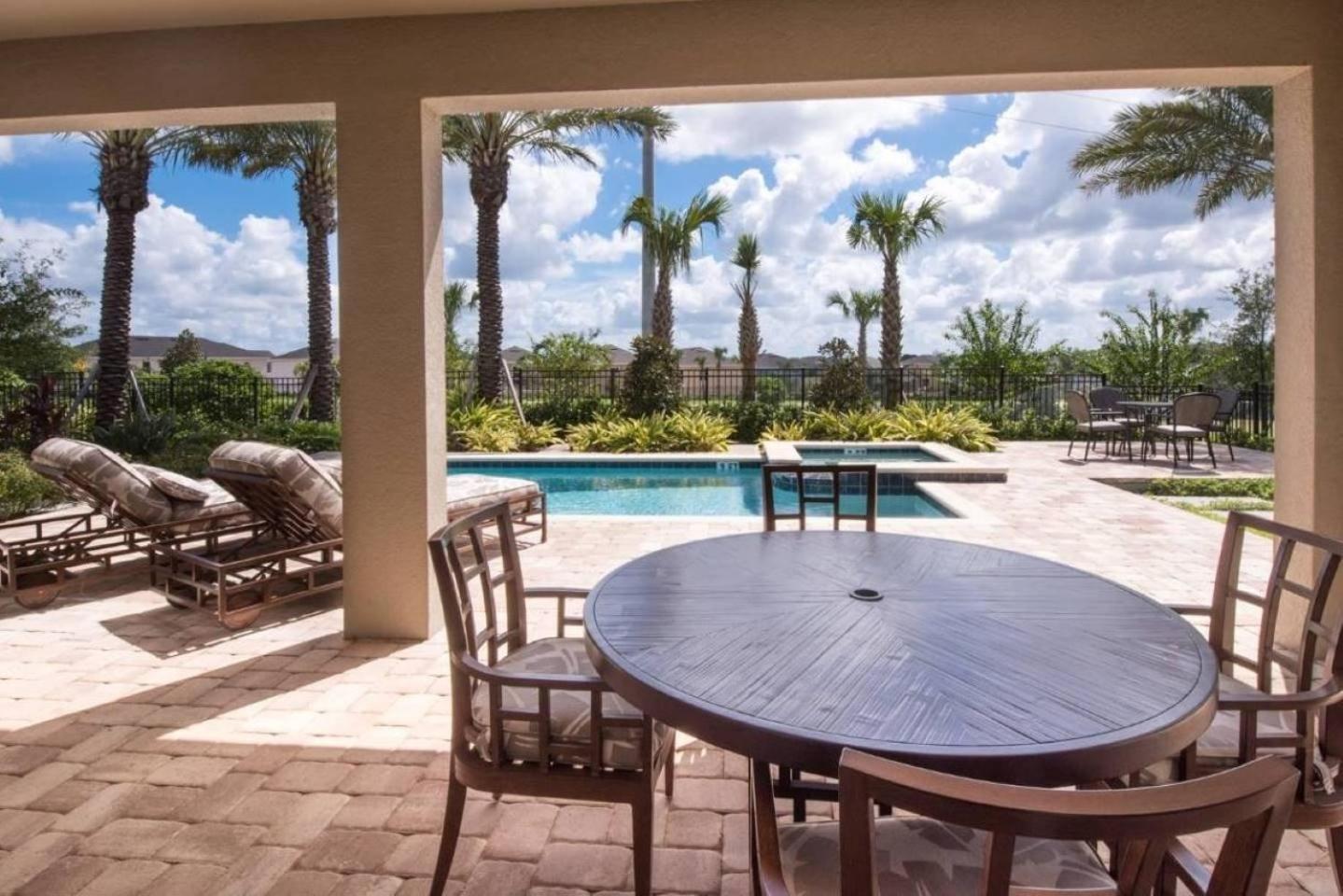 Ec434 - Quaint With Private Pool And At Encore Holiday home *