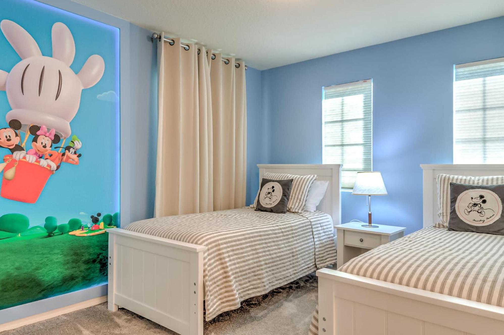 16235 Luxury Retreat Your Perfect Getaway Family * Orlando
