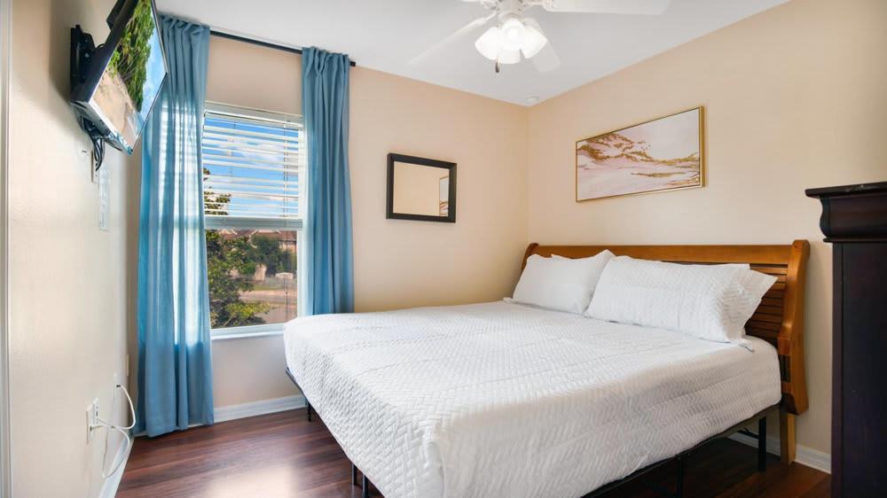 Quiet Corner Gem In Gated Crestwynd Bay Holiday home Orlando
