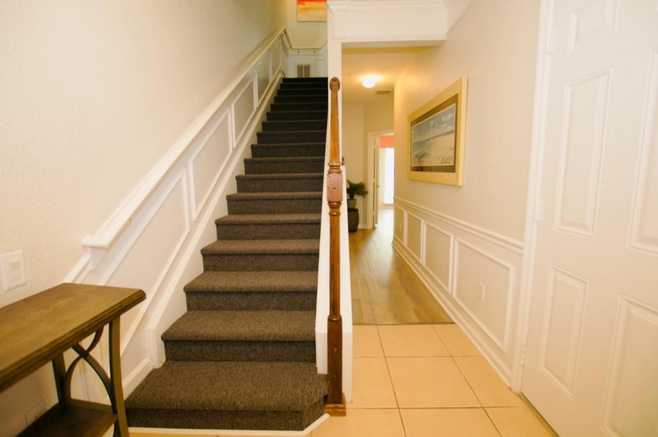 Vista Cay Luxury 3 Bedroom Townhouse *