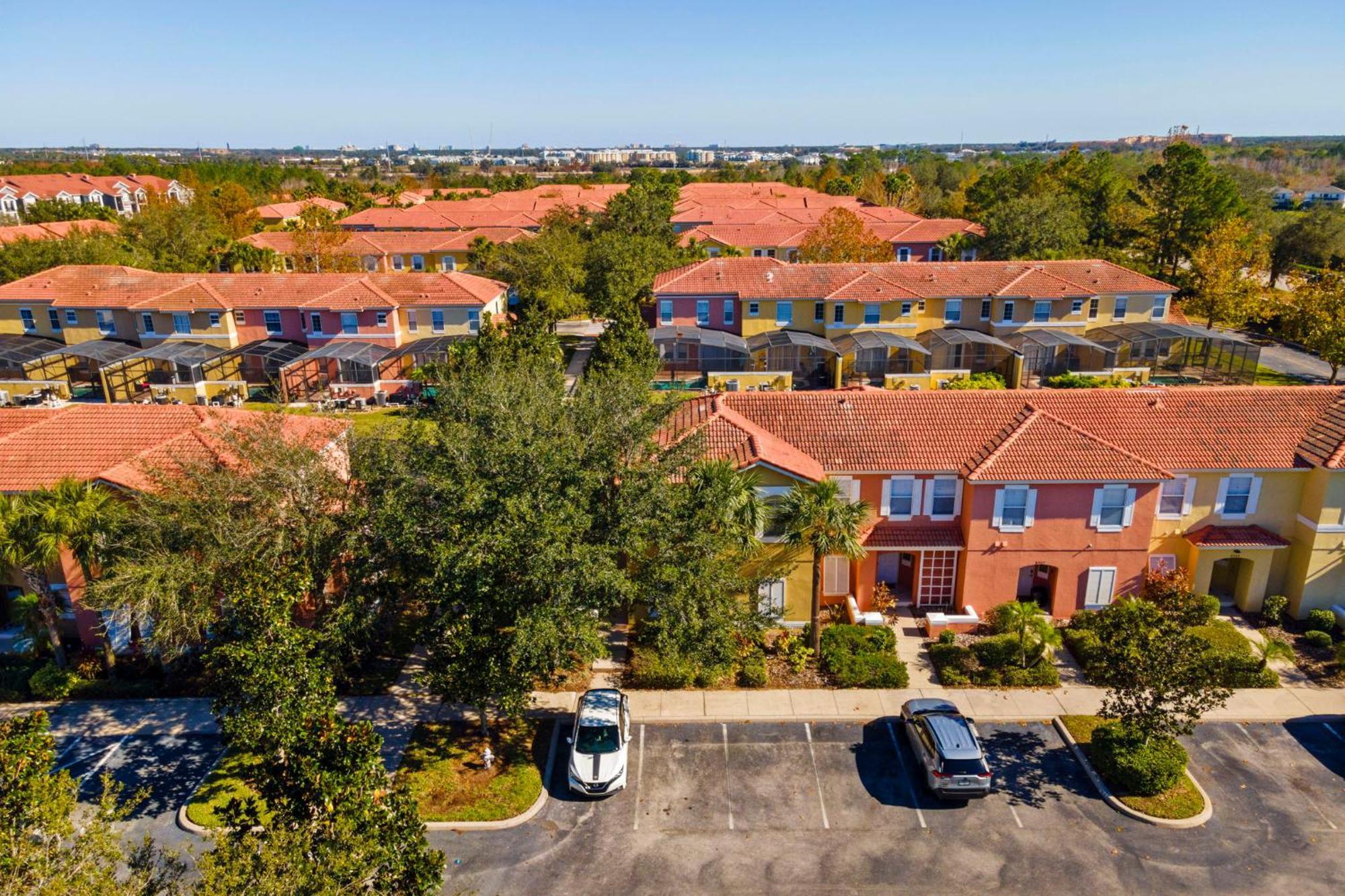 4 Bedrooms - 3 Bathrooms - Encantada 8549 Bl * Orlando