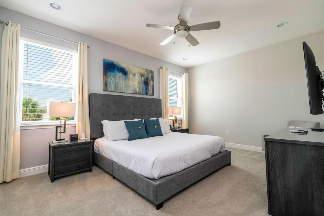 Luxury Vacation With Private Pool Orlando