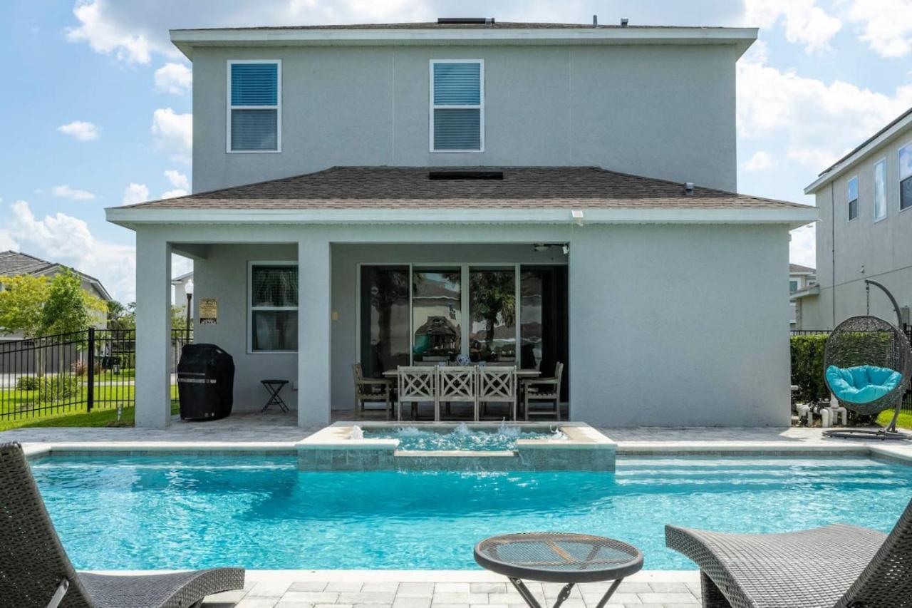 Luxury Vacation With Private Pool Holiday home Orlando
