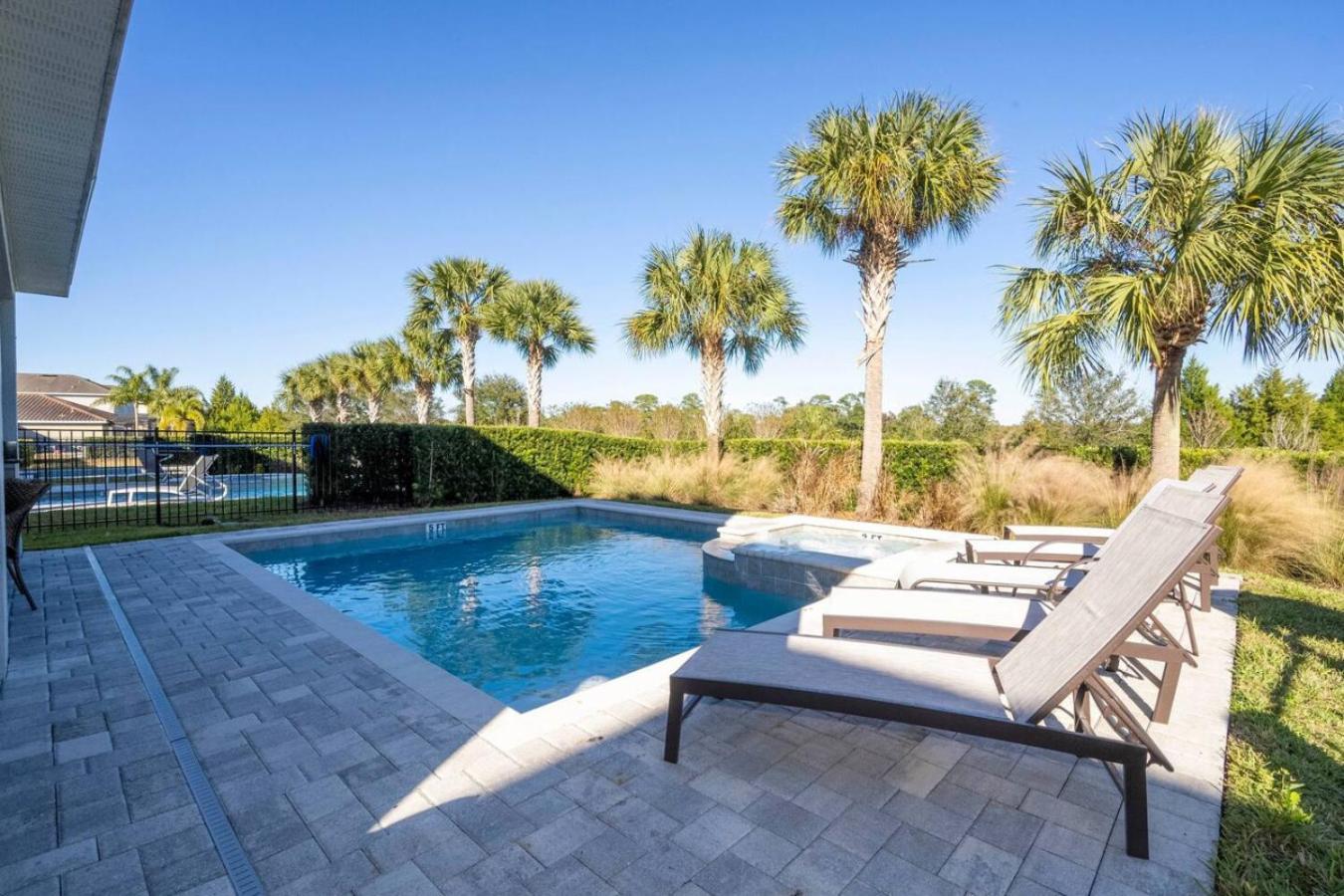 Fantastic Vacation W Pool And Movie Theater Holiday home *