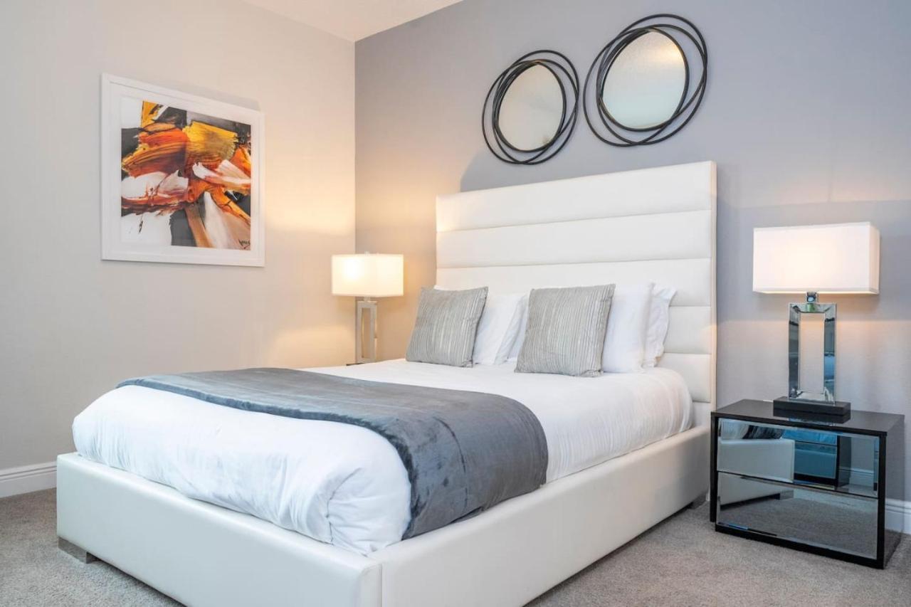 Holiday home Amazing 8bd W Private Pool At Encore