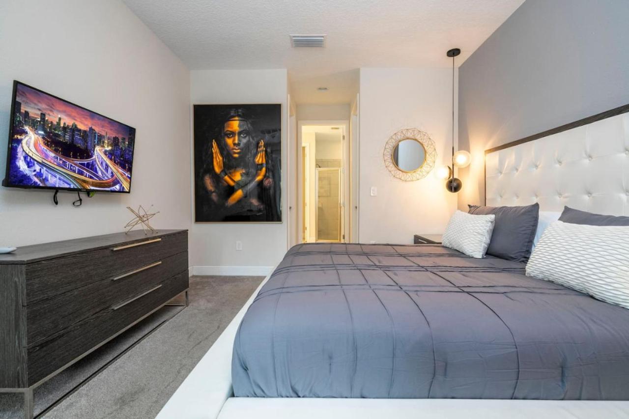Holiday home Amazing 8bd W Private Pool At Encore Orlando